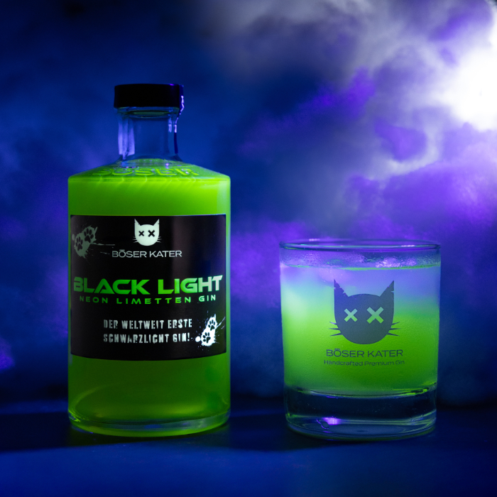 Böser Kater Blacklight Neon Gin mit natürlichem Schwarzlicht-Effekt & Limetten 0,5l 40% Vol. – Bild 5