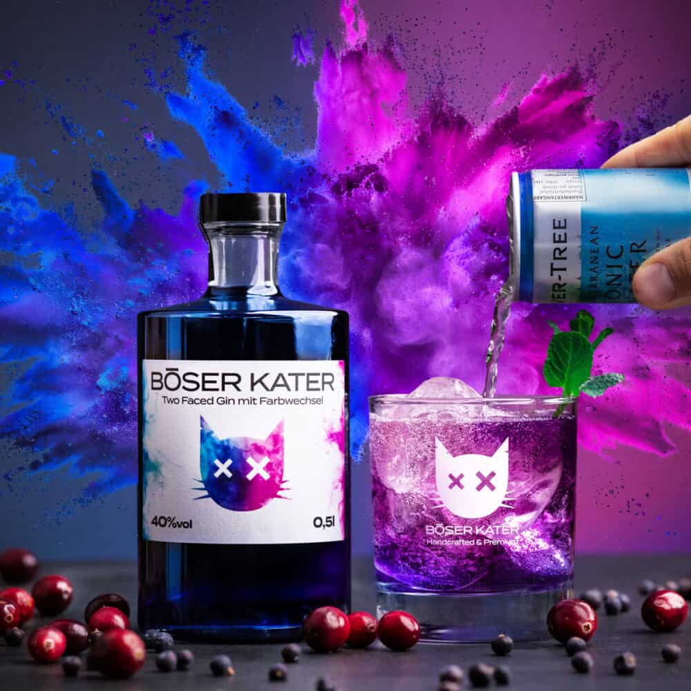 Böser Kater Two Faced Gin mit Farbwechsel von Blau zu Violett 40% Vol.